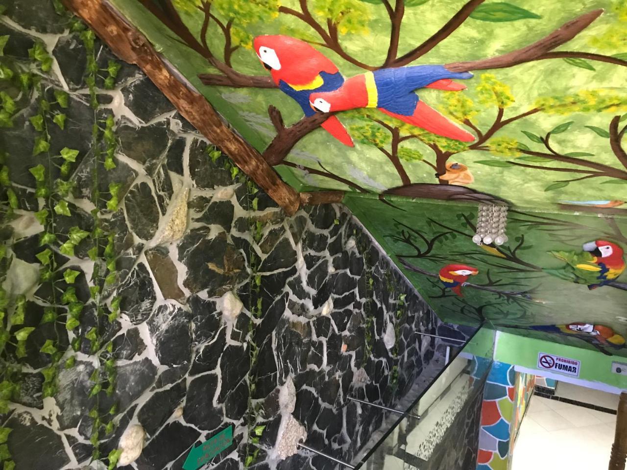 Hotel Las Guacamayas Guatapé Esterno foto